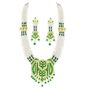 j-pearls-necklace-set-green-and-white