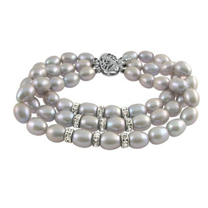 pearl bracelet